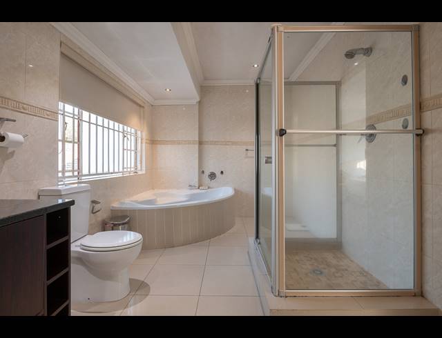 3 BEDROOM HOUSE FOR SALE IN ELANDSHAVEN